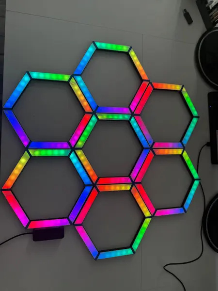 Panneaux LED Hexagonaux Modulaires