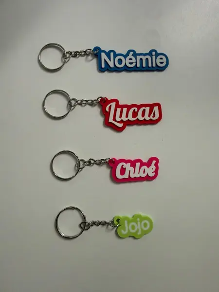 Porte-Clés Personnalisé Prénom 3D – Bicolore en Relief